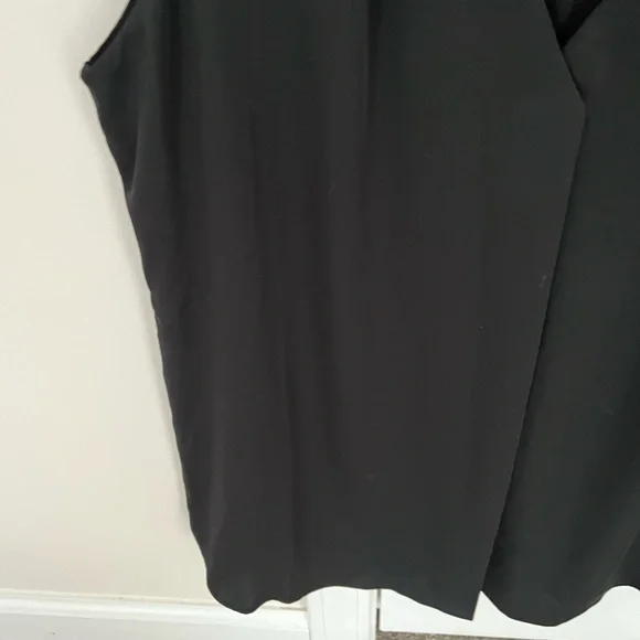 White House Black Market V-Neck Black Blouse Sleeveless - Picture 7 of 10